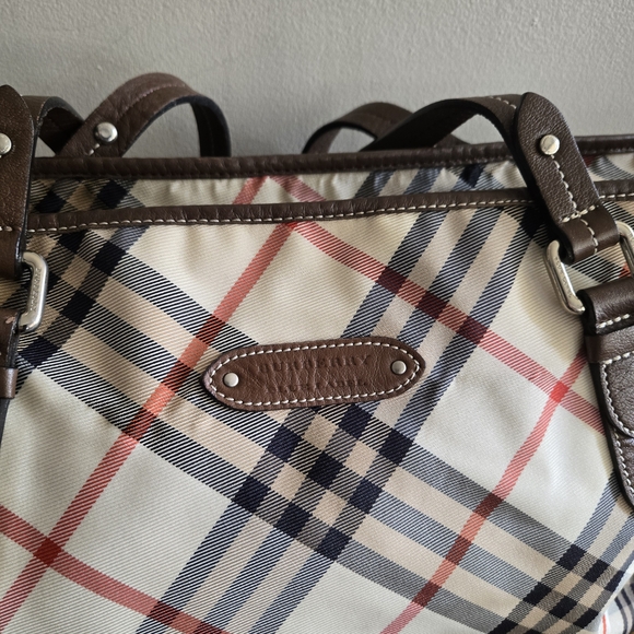 Burberry Checkered Tote in Black and Cream - Picture 6 of 13
